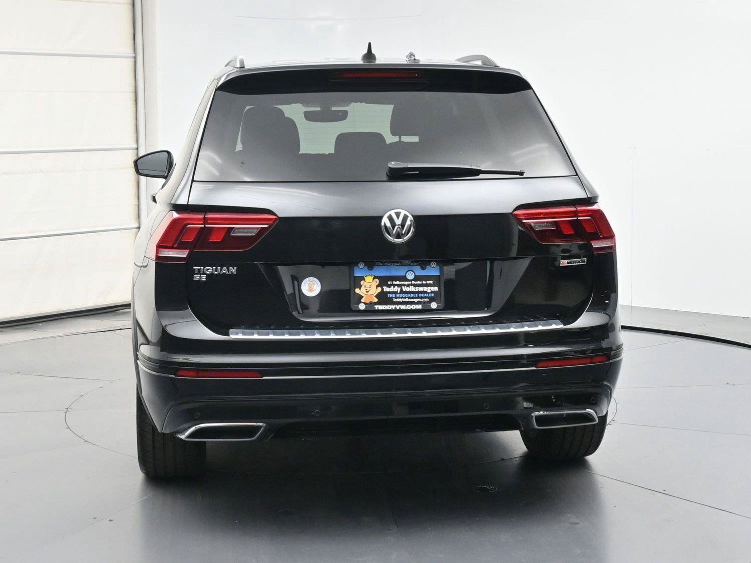 Used 2020 Volkswagen Tiguan SE R-Line AWD/4WD image 23