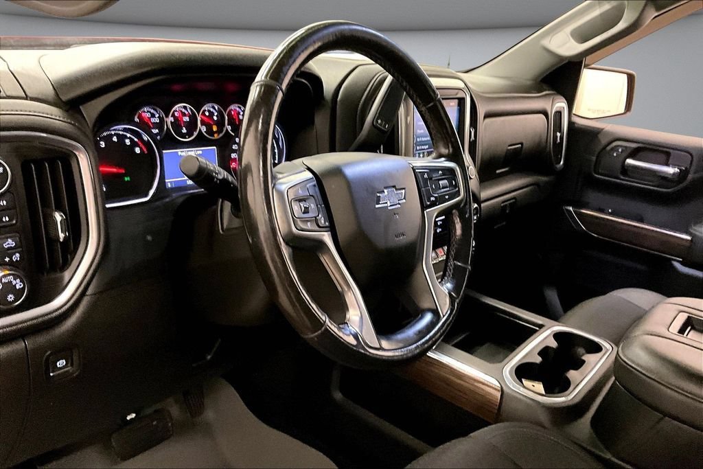 Used 2019 Chevrolet Silverado 1500 LT Trail Boss AWD/4WD image 18