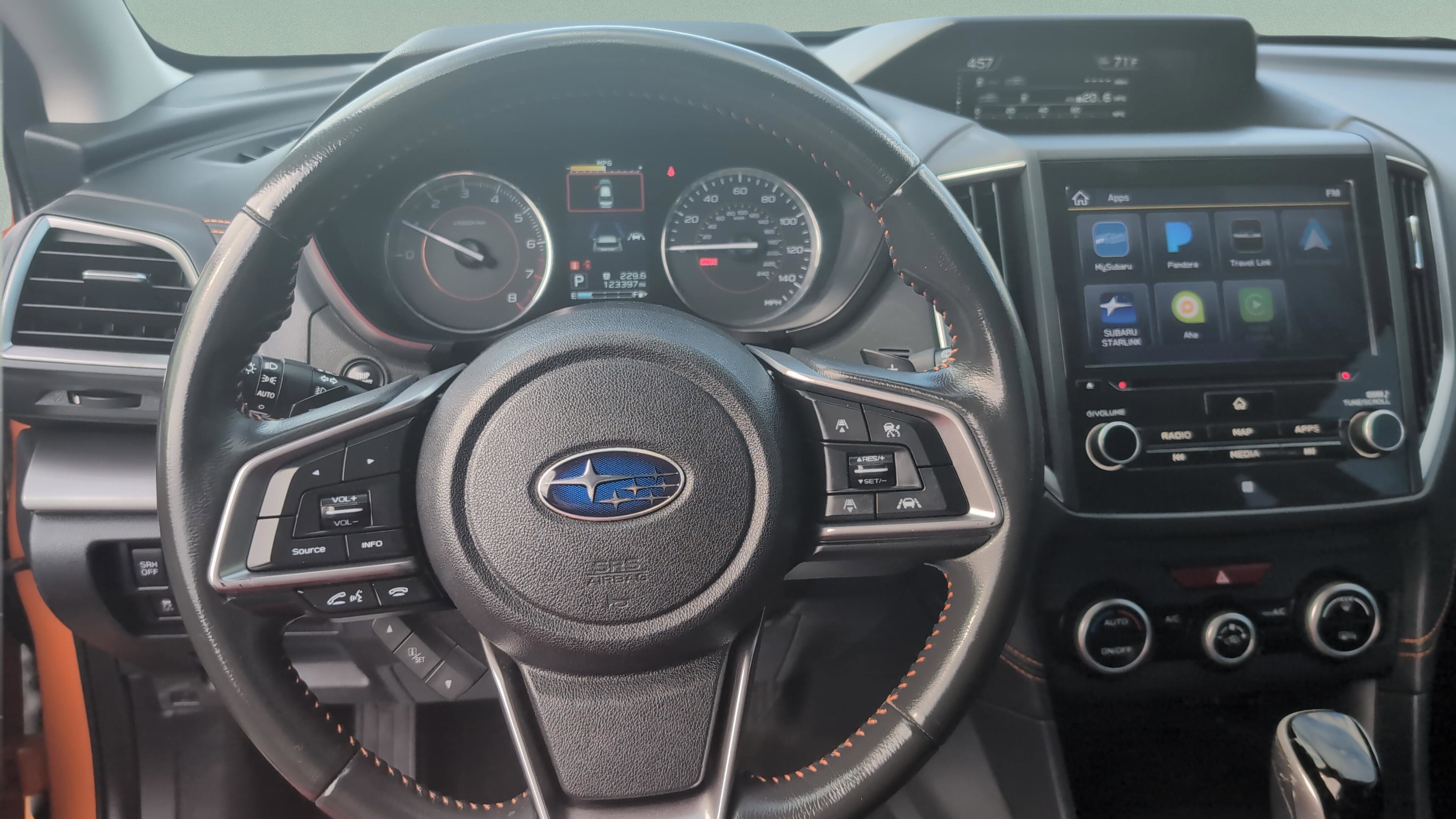 Used 2019 Subaru Crosstrek 2.0i Limited w/ Moonroof Package w/Navigation AWD/4WD image 9