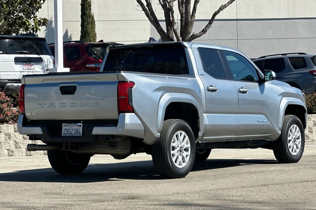 Used 2024 Toyota Tacoma SR5 w/ SR5 Upgrade Package image 4