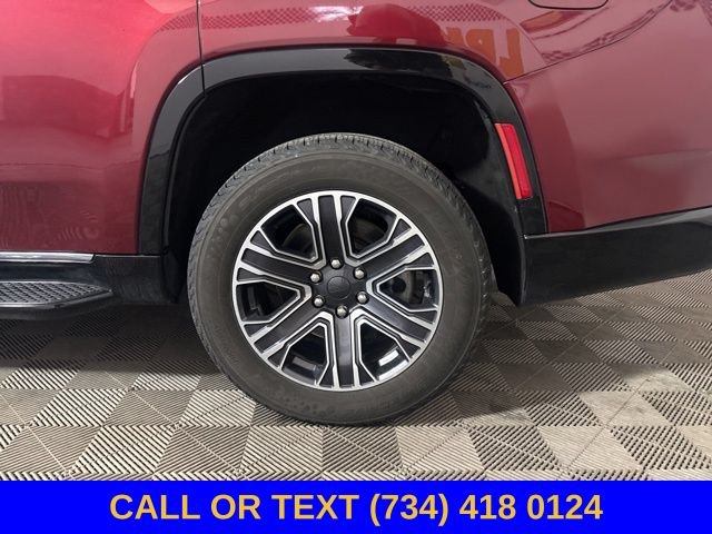 Used 2024 Jeep Wagoneer Series II AWD/4WD image 56