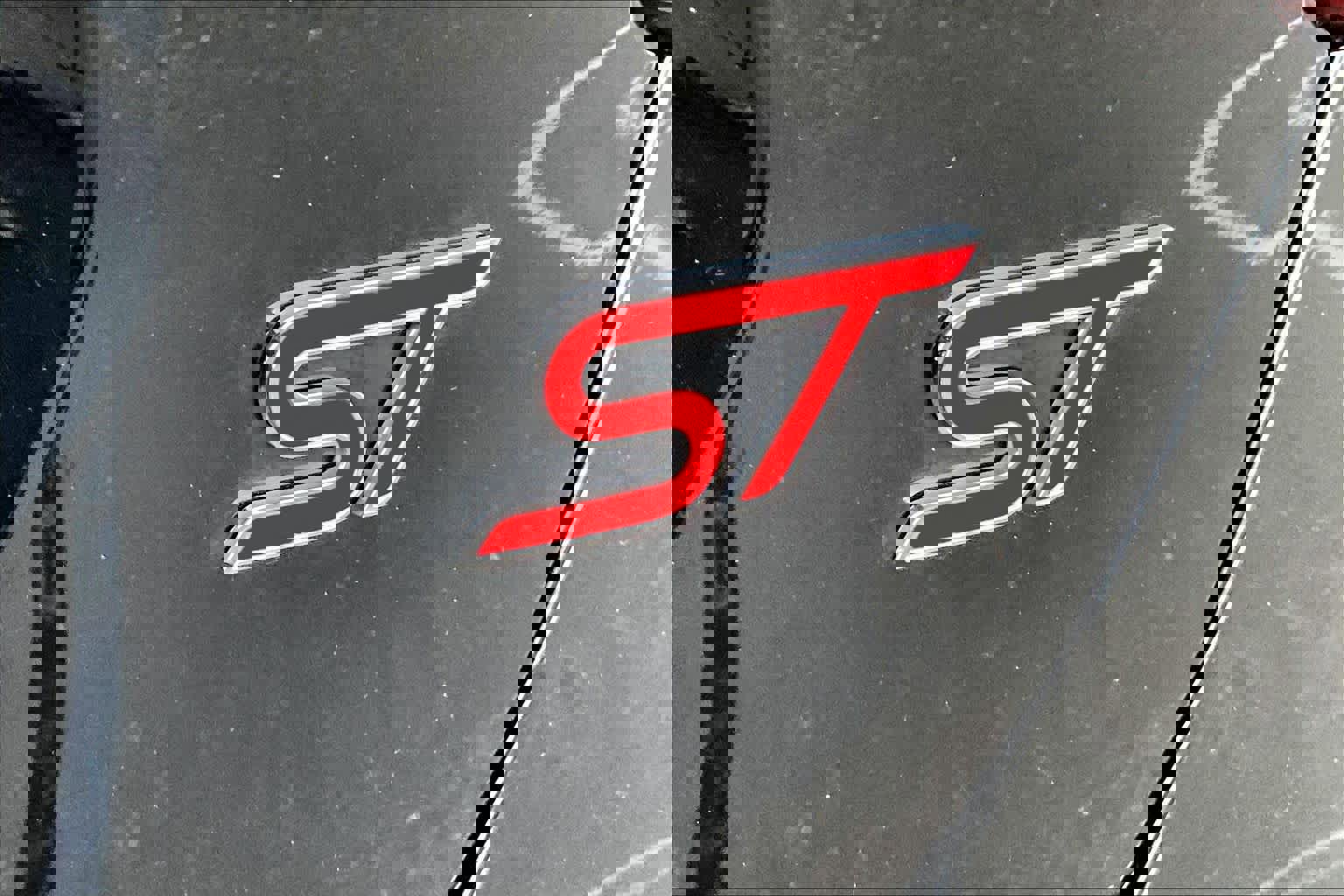 Used 2016 Ford Focus ST image 10