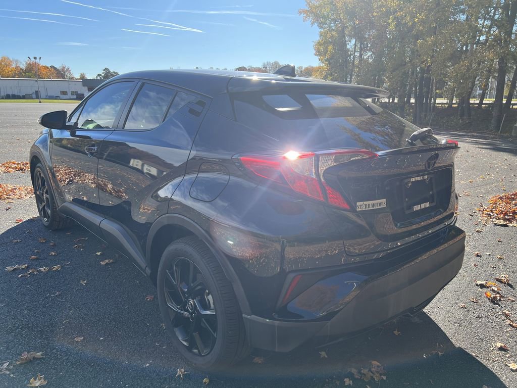 Used 2022 Toyota C-HR Nightshade FWD image 5
