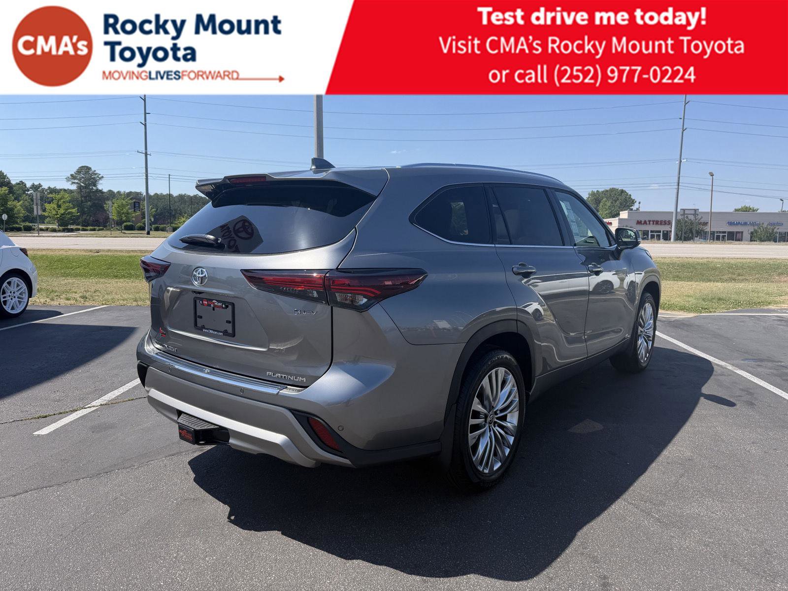 New 2026 Toyota Highlander Platinum AWD/4WD image 7