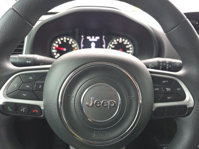 Used 2020 Jeep Renegade Sport w/ Sport Appearance Group image 4