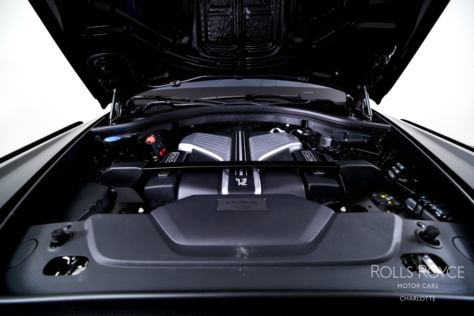 New 2027 Rolls-Royce Cullinan AWD/4WD image 37