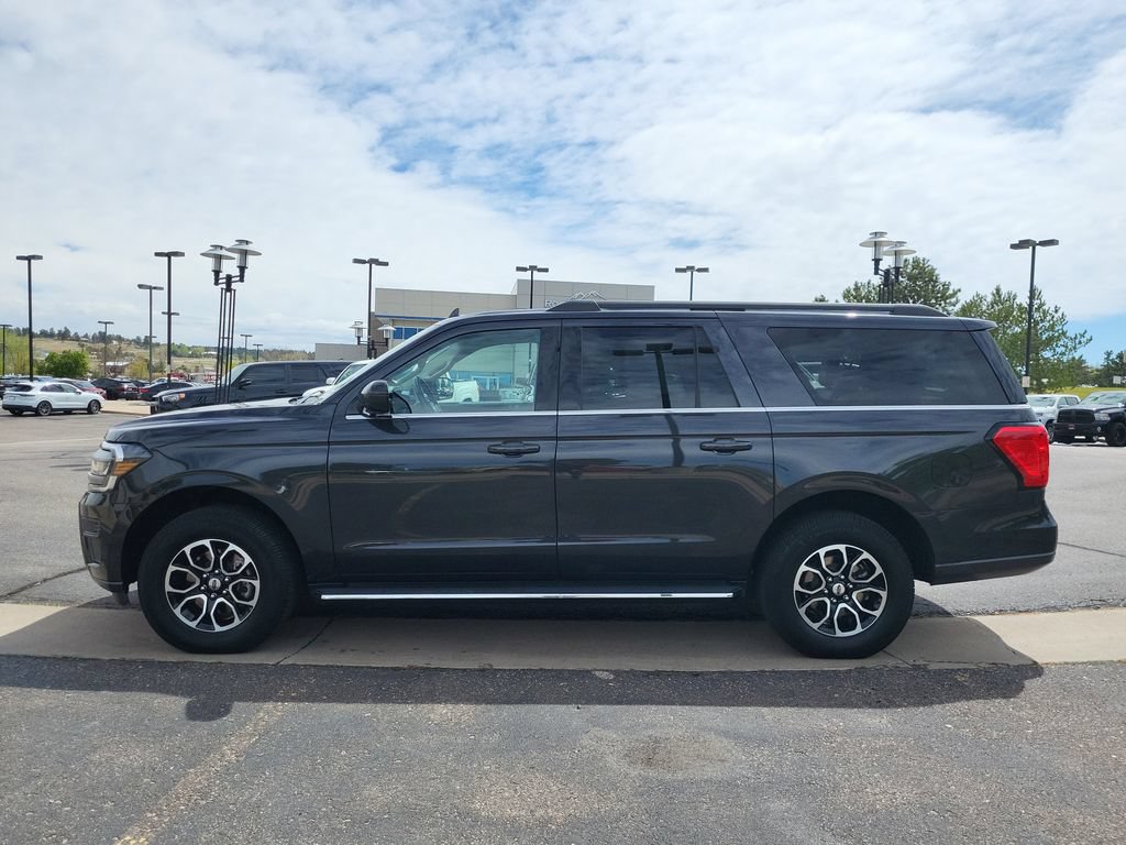 Used 2022 Ford Expedition Max XLT AWD/4WD image 7