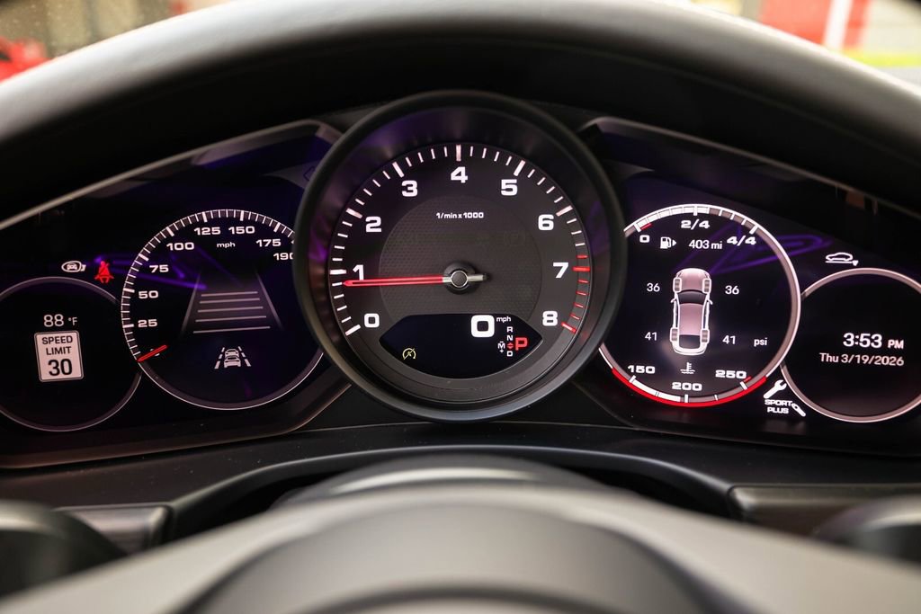 Used 2023 Porsche Panamera Platinum Edition image 27