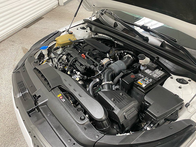 Used 2021 Kia K5 LXS image 18