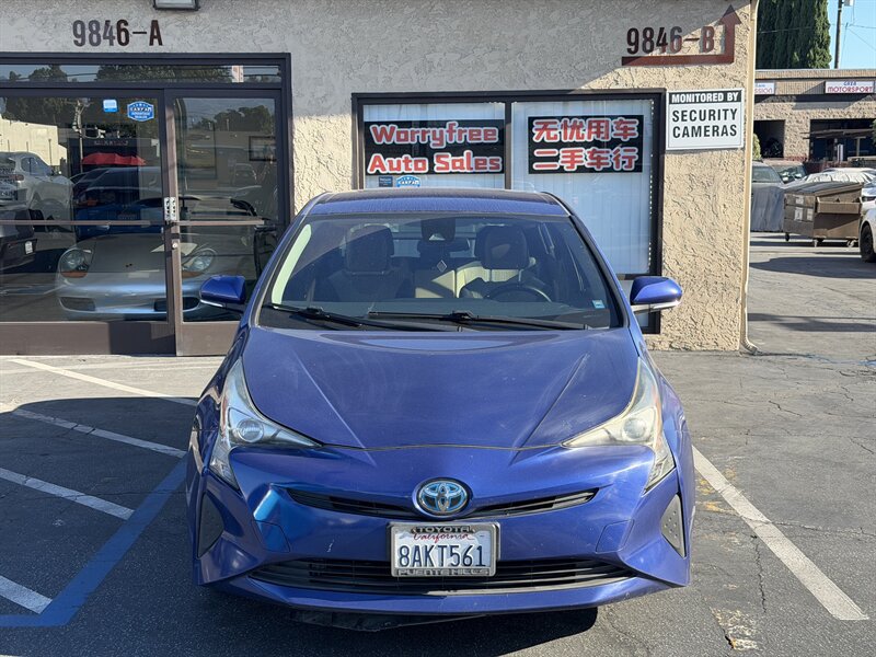 Used 2017 Toyota Prius One FWD image 2