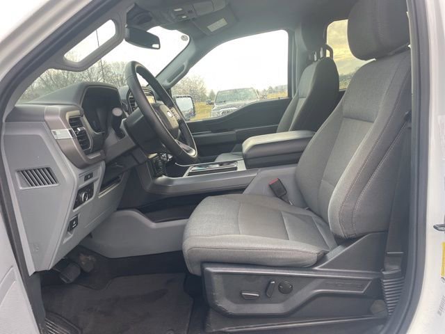 Used 2025 Ford F150 XLT w/ Equipment Group 302A MID image 8