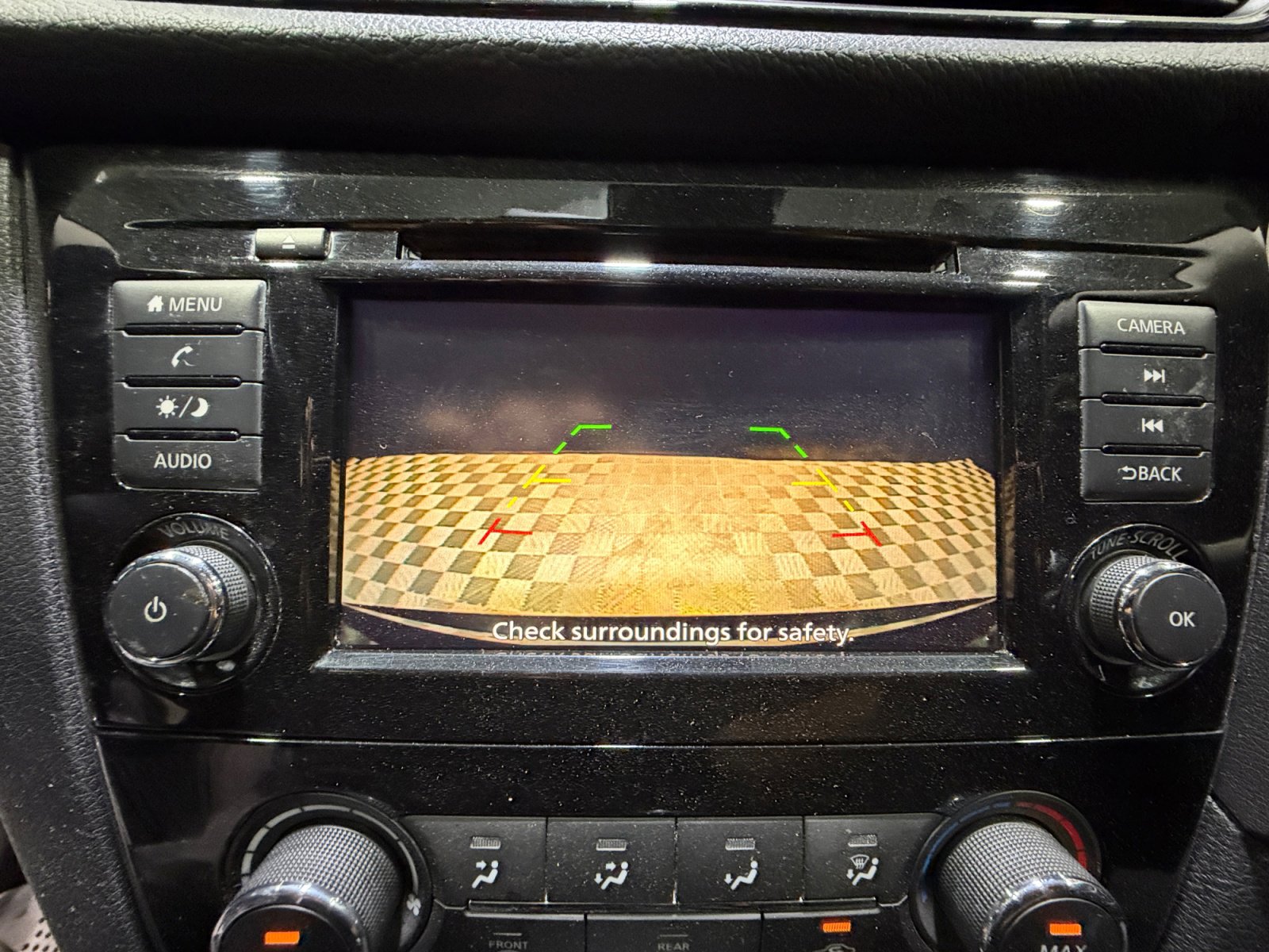Used 2019 Nissan Rogue S FWD image 29