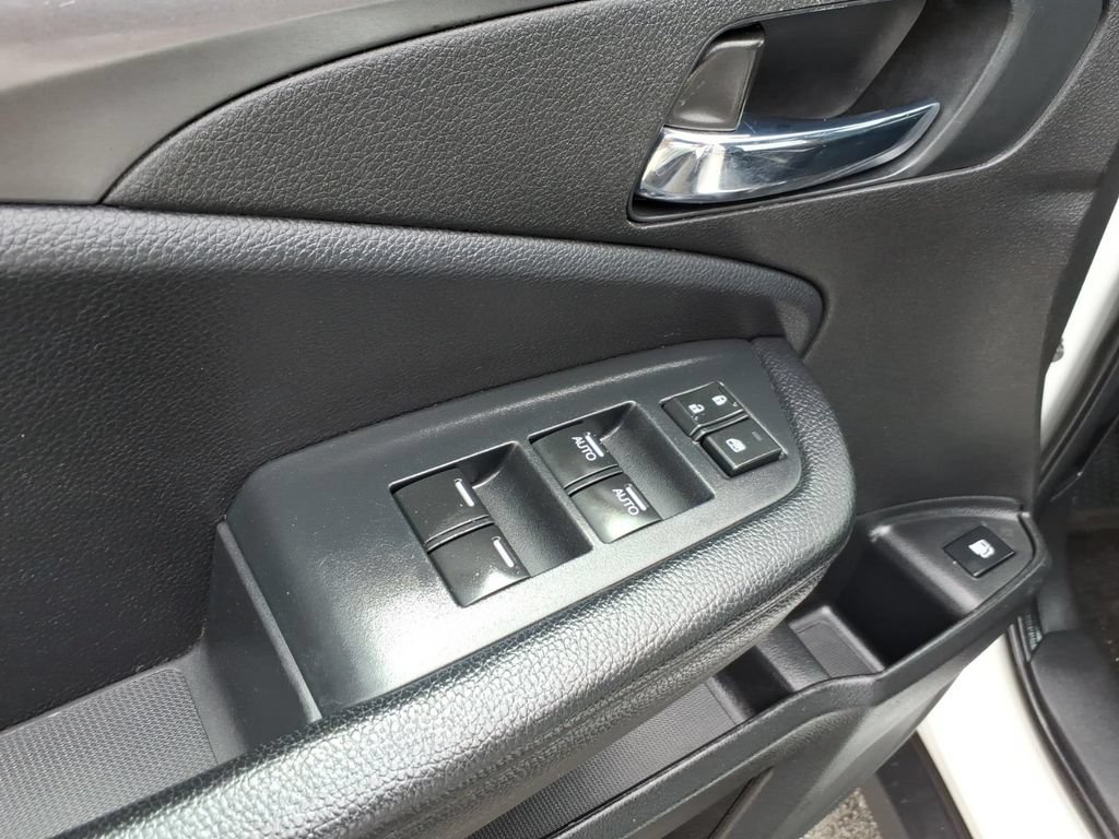 Used 2022 Honda Pilot Sport image 13