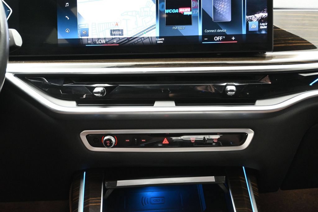 Used 2023 BMW X7 M60i w/ Executive Package AWD/4WD image 24