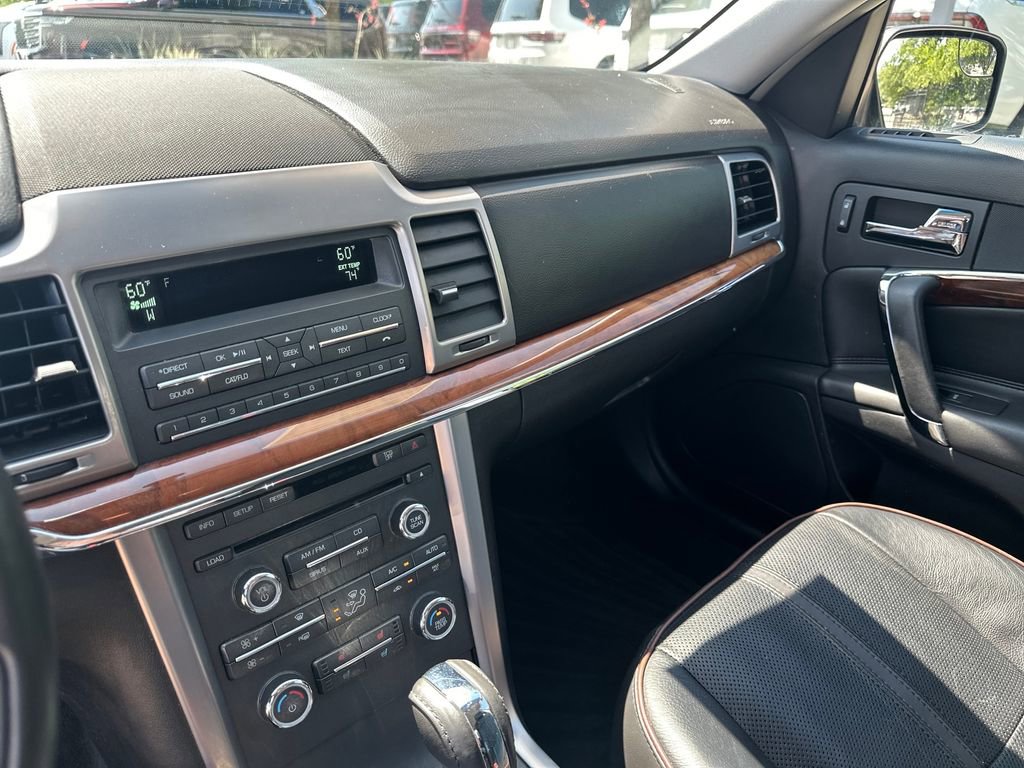 Used 2011 Lincoln MKZ FWD image 21