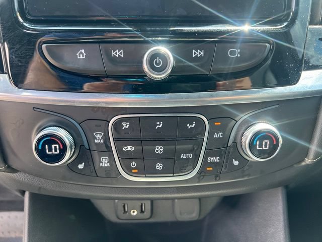 Used 2022 Chevrolet Traverse LT w/ Midnight/Sport Edition AWD/4WD image 30