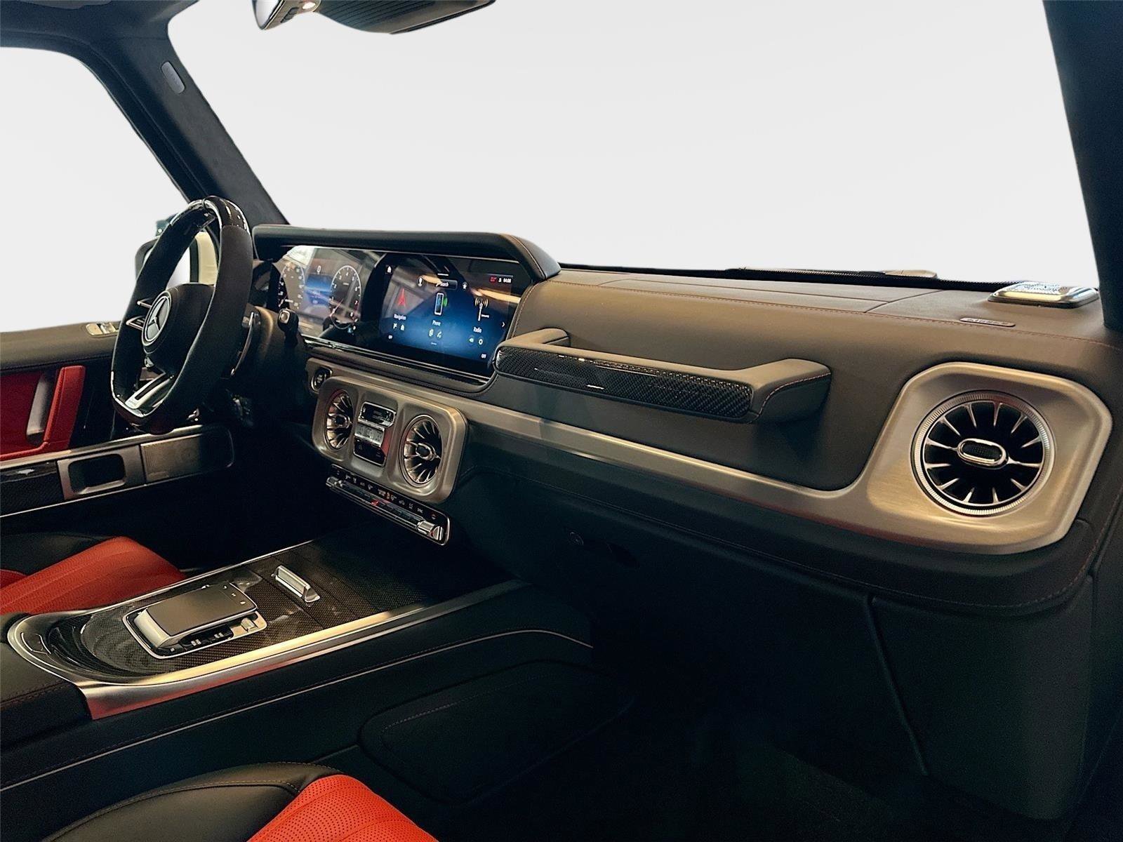 Certified 2025 Mercedes-Benz G 63 AMG 4MATIC image 37