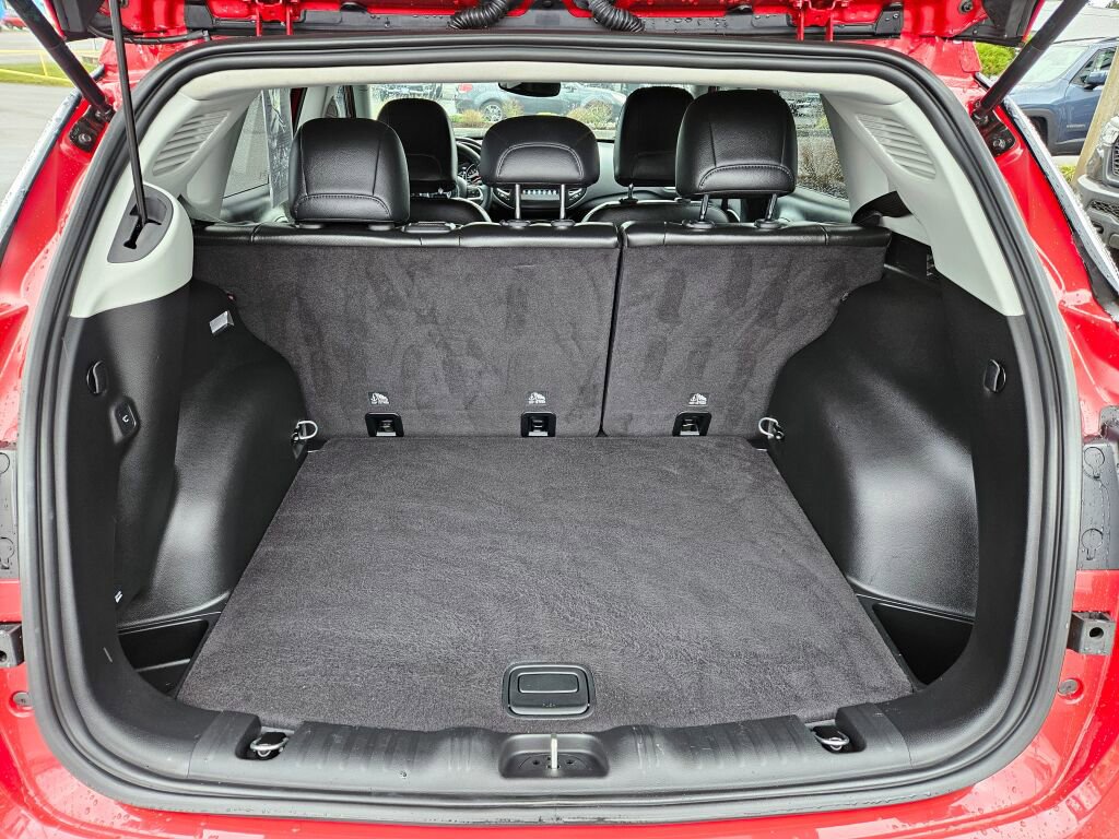 Used 2019 Jeep Compass Latitude w/ Popular Equipment Group image 9