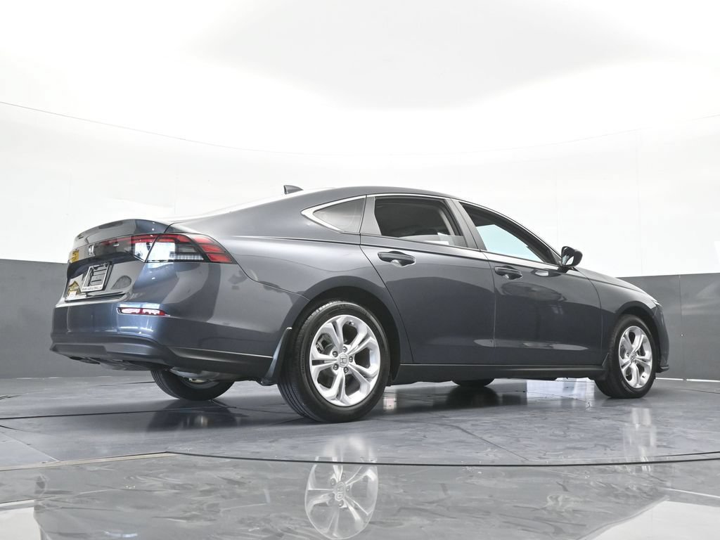 Used 2025 Honda Accord LX image 57