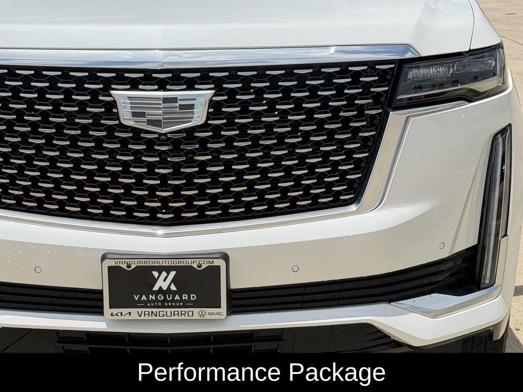 Used 2024 Cadillac Escalade Premium Luxury w/ Performance Package AWD/4WD image 4