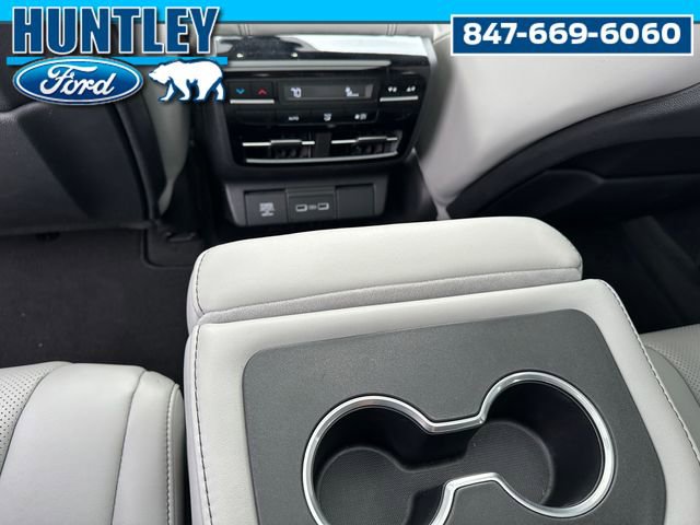 Used 2023 Acura MDX FWD w/ Technology Package image 18