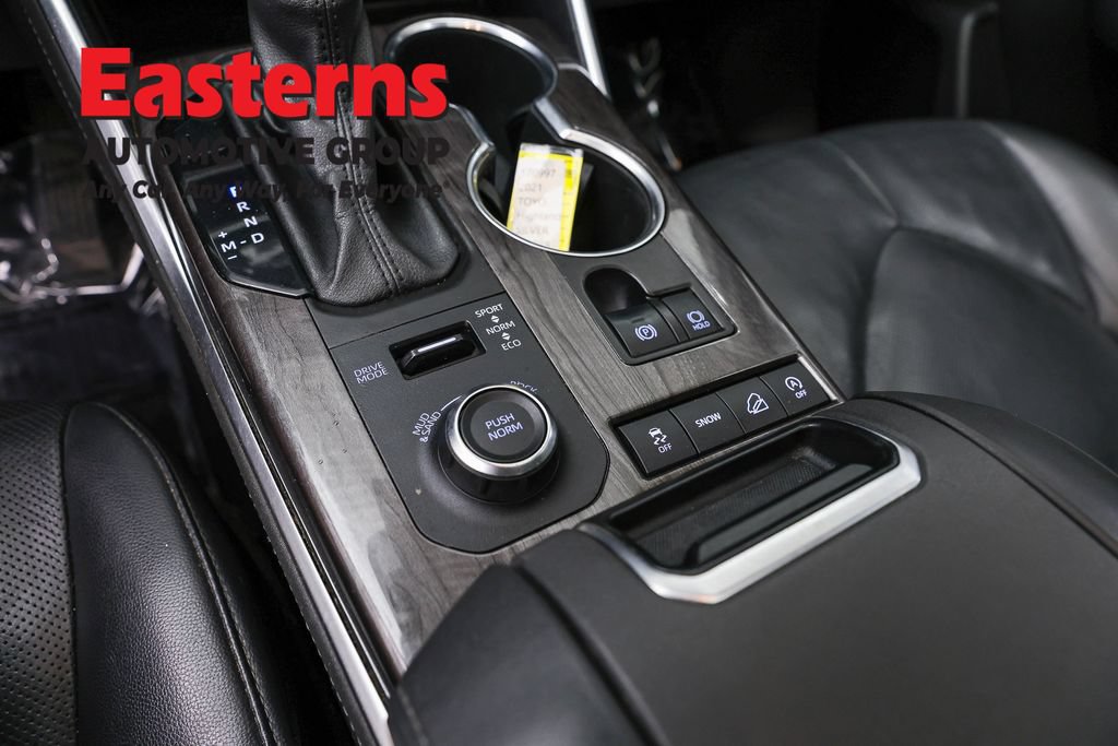 Used 2021 Toyota Highlander Limited AWD/4WD image 21