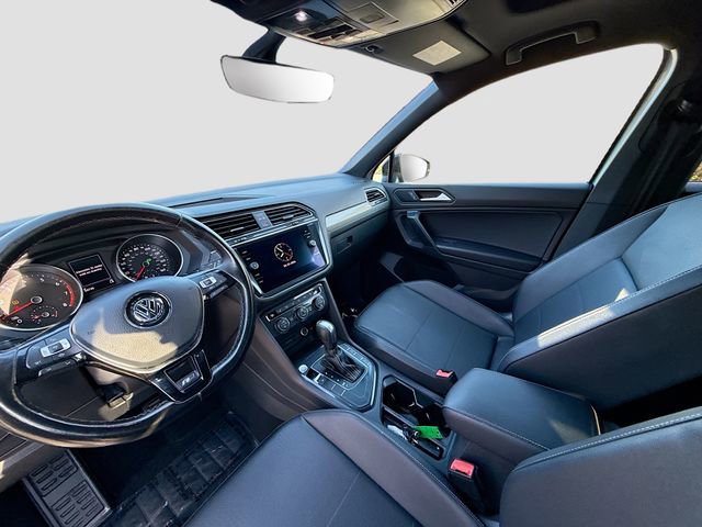 Used 2021 Volkswagen Tiguan SE R-Line image 20