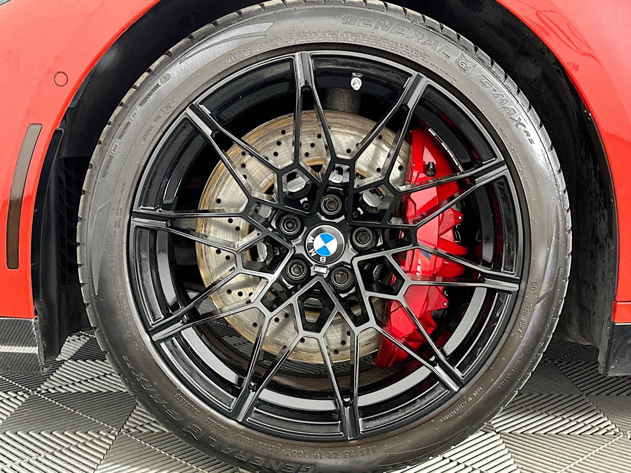 Used 2021 BMW M4 Coupe w/ Executive Package image 33