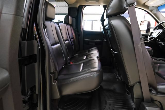 Used 2011 Chevrolet Silverado 2500 LTZ w/ LTZ Plus Package AWD/4WD image 27