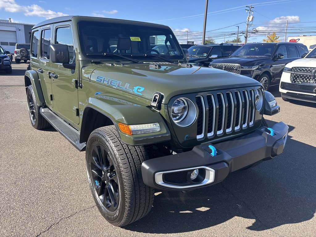 Used 2022 Jeep Wrangler Unlimited Sahara w/ Cold Weather Group image 7