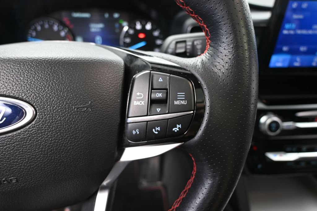 Used 2023 Ford Explorer ST-Line AWD/4WD image 30