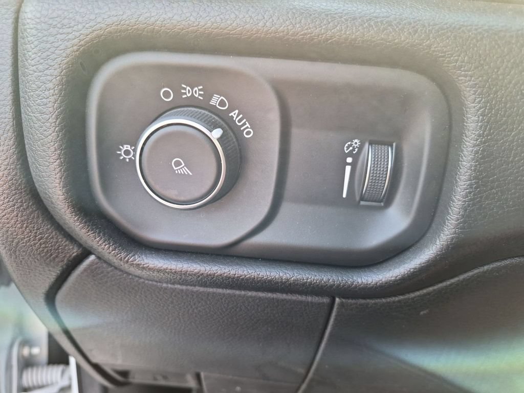Used 2023 RAM 3500 Tradesman AWD/4WD image 37