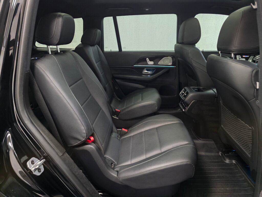 Used 2022 Mercedes-Benz GLS 450 4MATIC image 27