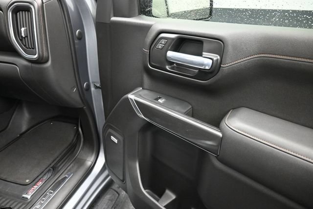 Used 2021 GMC Sierra 1500 AT4 w/ AT4 Preferred Package AWD/4WD image 17