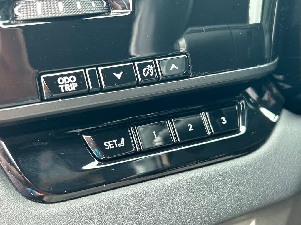 Used 2024 Lexus RX 350h w/ Accessory Package (Z1) AWD/4WD image 26