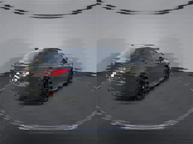 Used 2025 Toyota Camry SE image 8