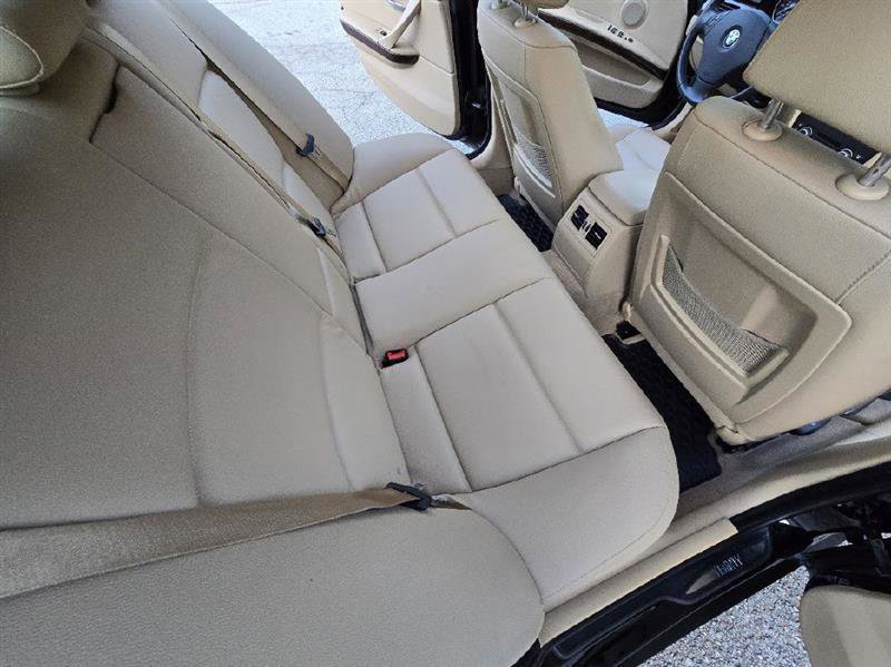 Used 2009 BMW 328i Sedan RWD image 18