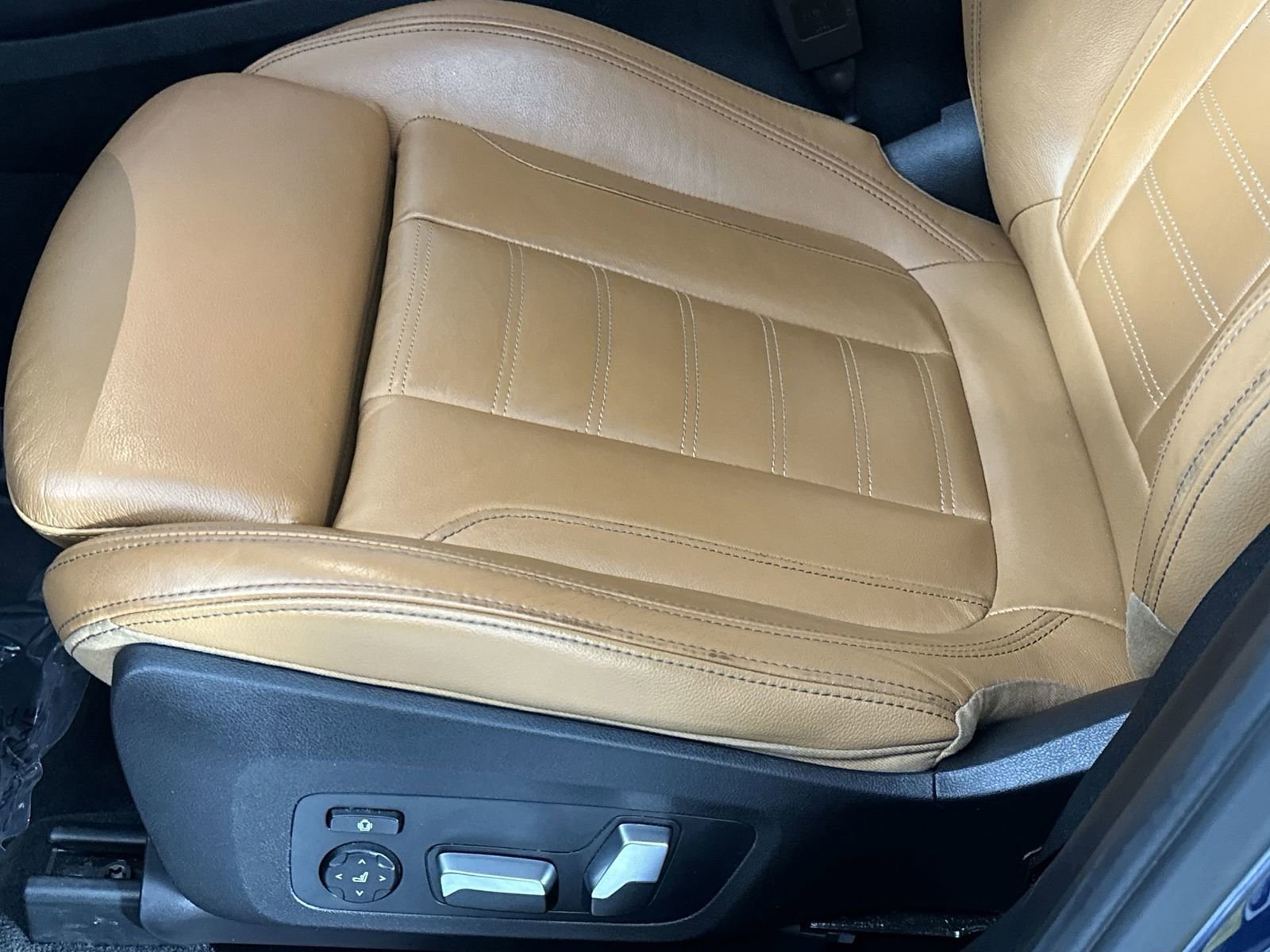 Used 2020 BMW X3 M40i w/ Executive Package image 12