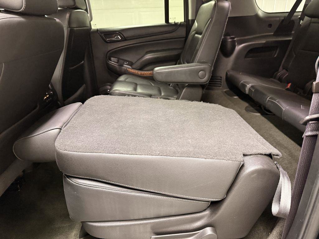 Used 2017 Chevrolet Suburban Premier image 34