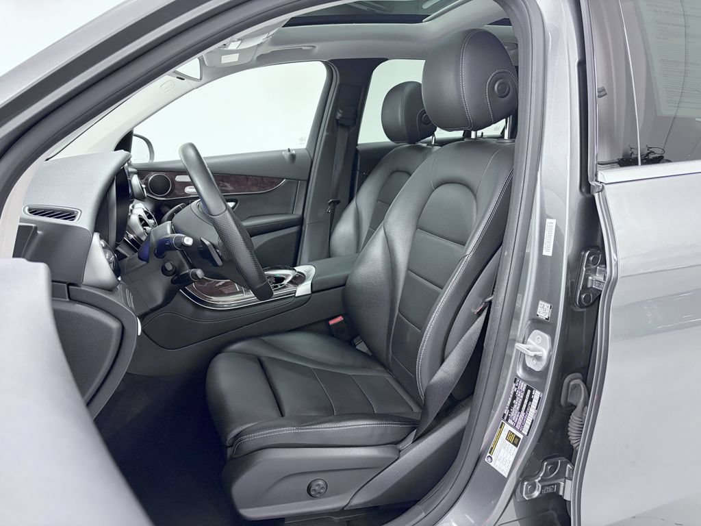 Used 2016 Mercedes-Benz GLC 300 4MATIC image 14