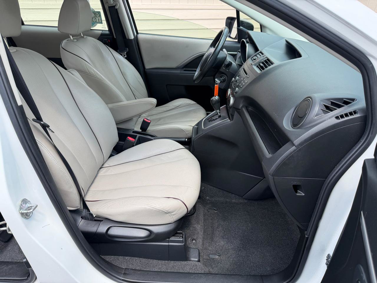 Used 2014 MAZDA MAZDA5 Grand Touring FWD image 4