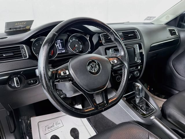 Used 2017 Volkswagen Jetta SEL FWD image 9