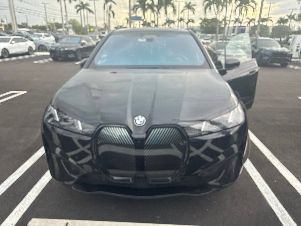 Used 2026 BMW iX xDrive60 AWD/4WD image 5