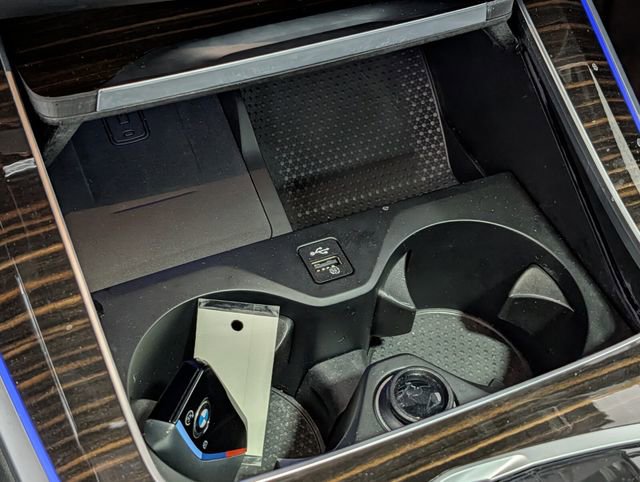 Used 2025 BMW X5 xDrive50e w/ M Sport Package image 24