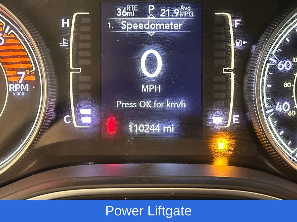 Used 2020 Jeep Cherokee Latitude Plus w/ Comfort/Convenience Group image 3