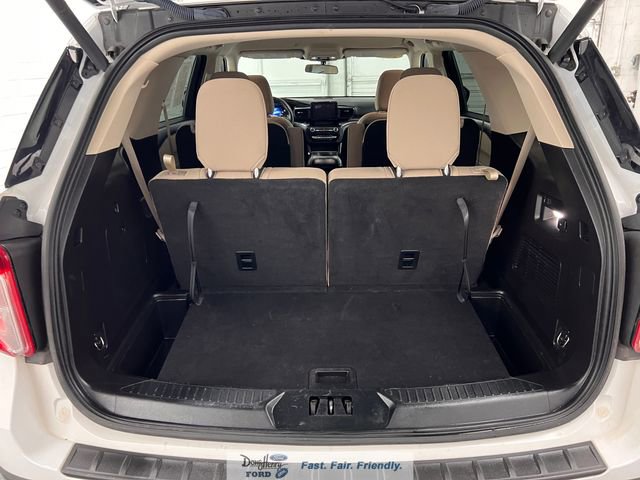 Used 2020 Ford Explorer XLT w/ Comfort Package image 28