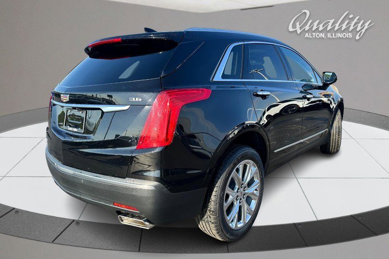 Used 2019 Cadillac XT5 Luxury w/ LPO, Radiant Package image 3