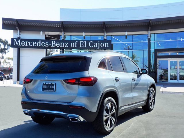 New 2026 Mercedes-Benz GLA 250 image 3