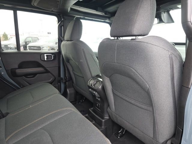 Used 2025 Jeep Wrangler Unlimited Sahara w/ Safety Group image 48