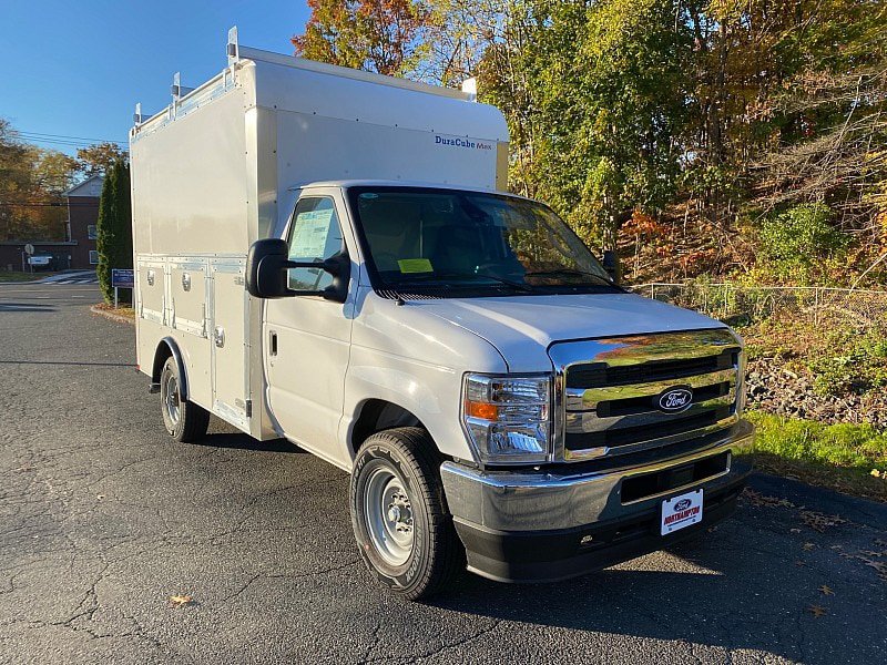 New 2026 Ford E-350 and Econoline 350 Super Duty w/ Power Equipment Group RWD image 3